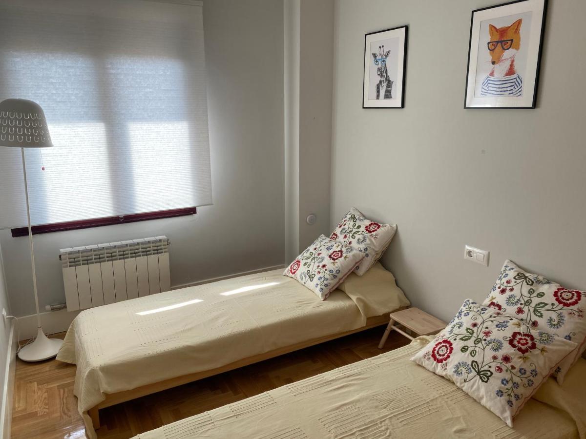 Apartamento Ideal A La Entrada De Salamanca !!! Santa Marta de Tormes Exterior photo